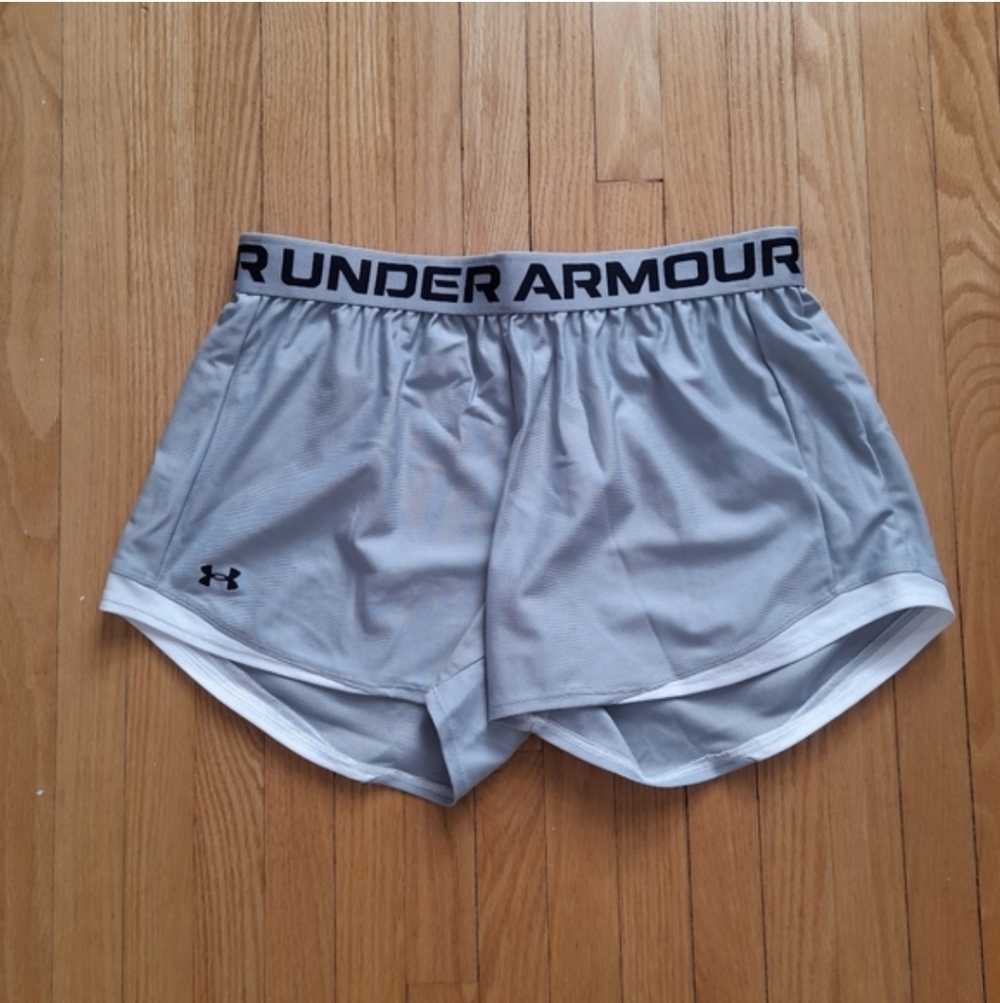 Under Armour Women's Gray Athletic Running Shorts Size Medium